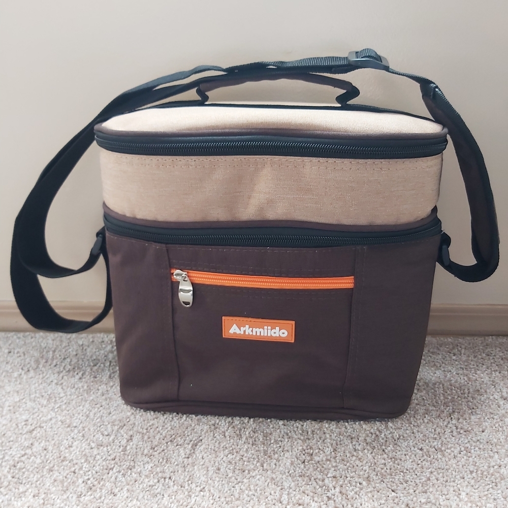 Insulated Cooler Bag Picnic Set BNWOT